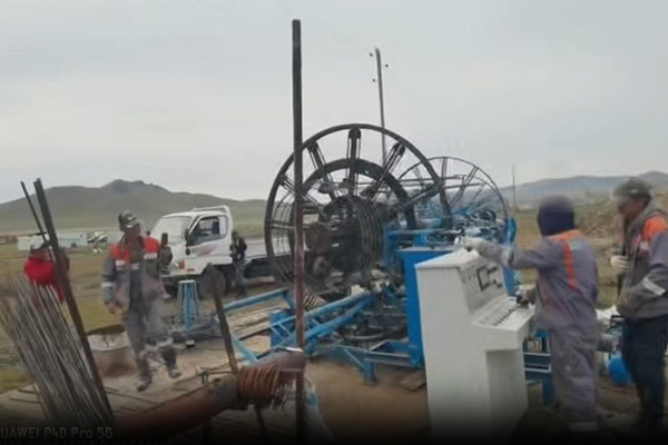 水泥管自动焊笼机生产现场